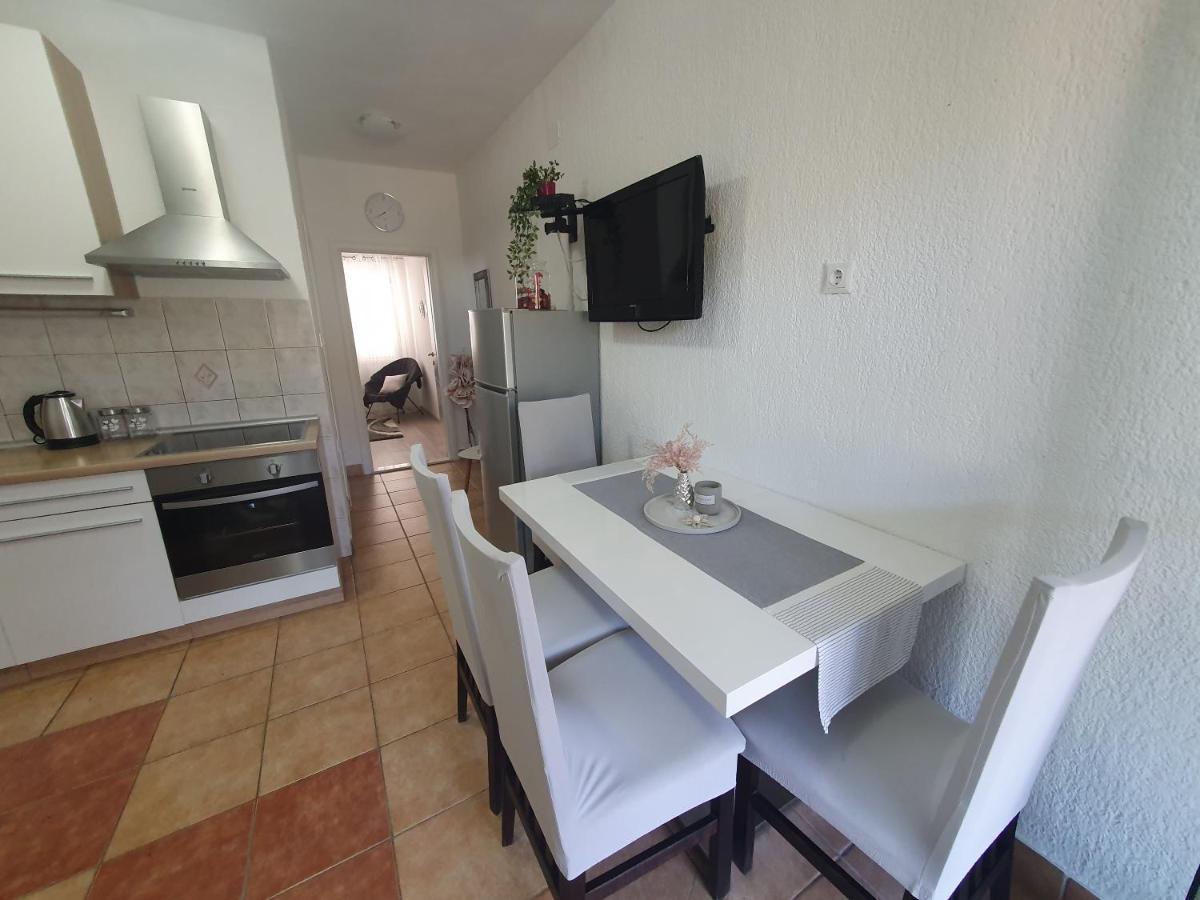 Apartman Mare Шибеник Экстерьер фото